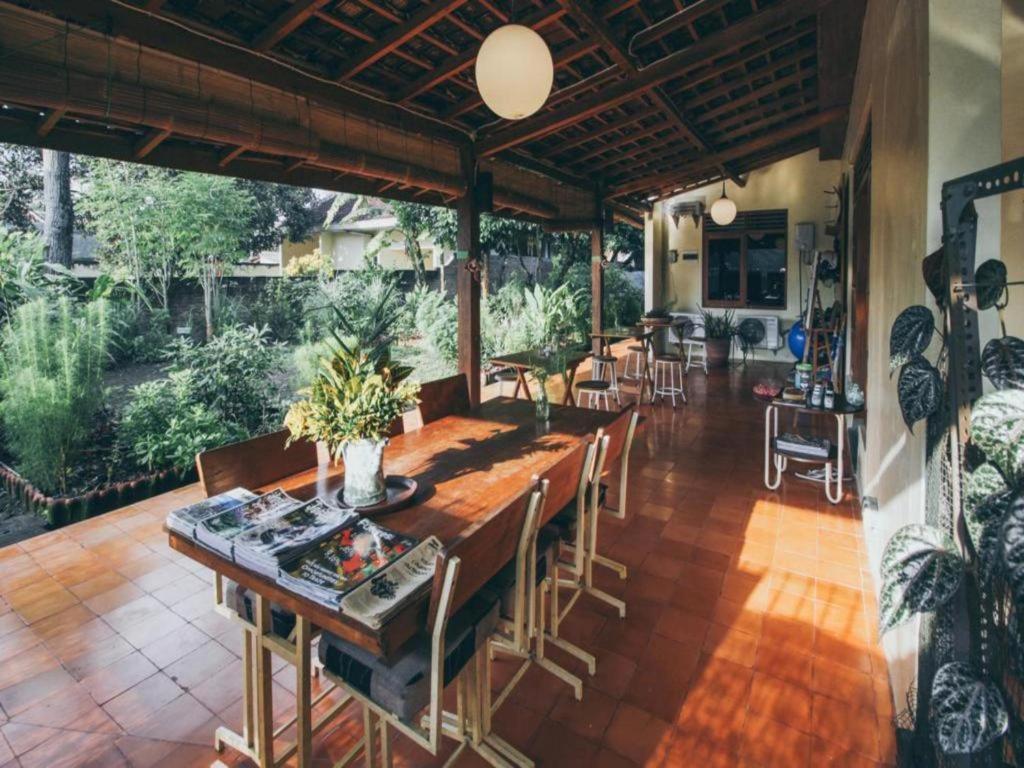 Bhumi Hostel Yogyakarta Exterior foto